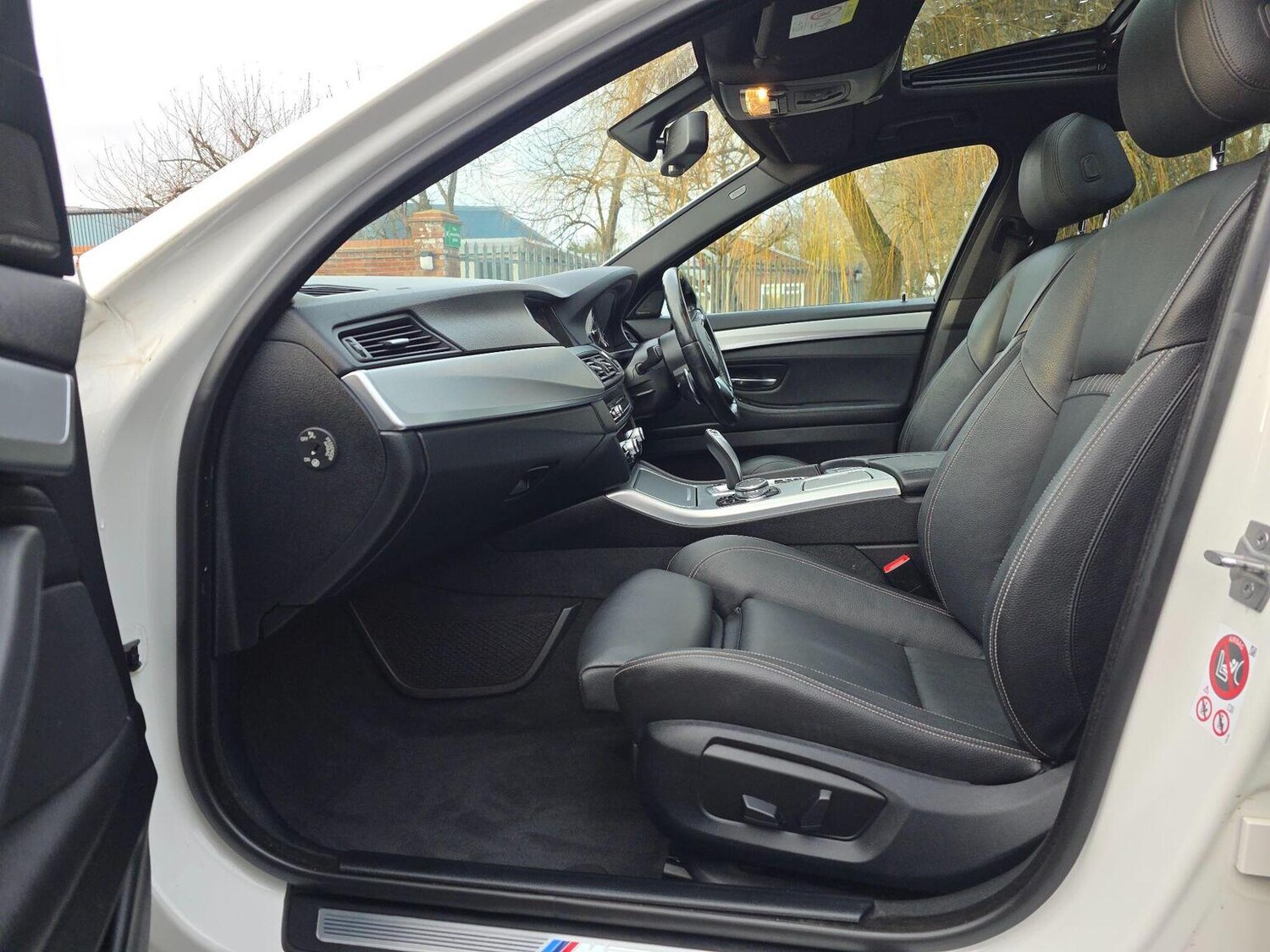 Used BMW 5 Series 2015 for sale - 77501495: Photo 34