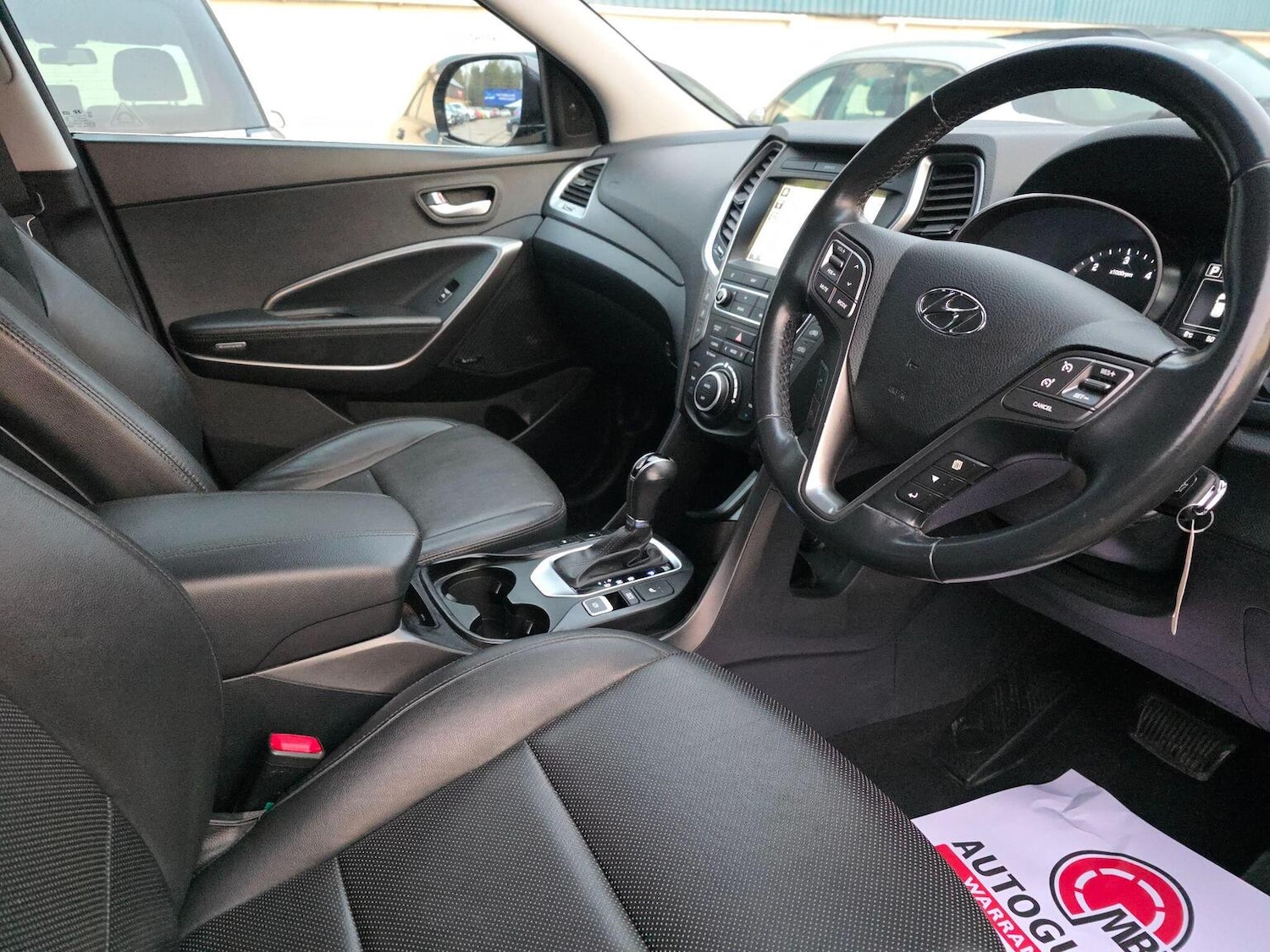 Used Hyundai Santa Fe 2017 for sale - 76974374: Photo 32