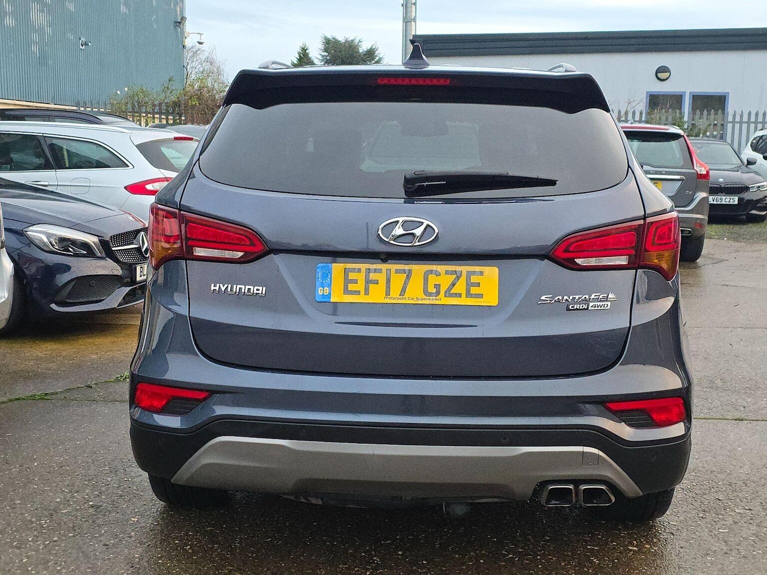 Used Hyundai Santa Fe 2017 for sale - 76974374: Photo 8