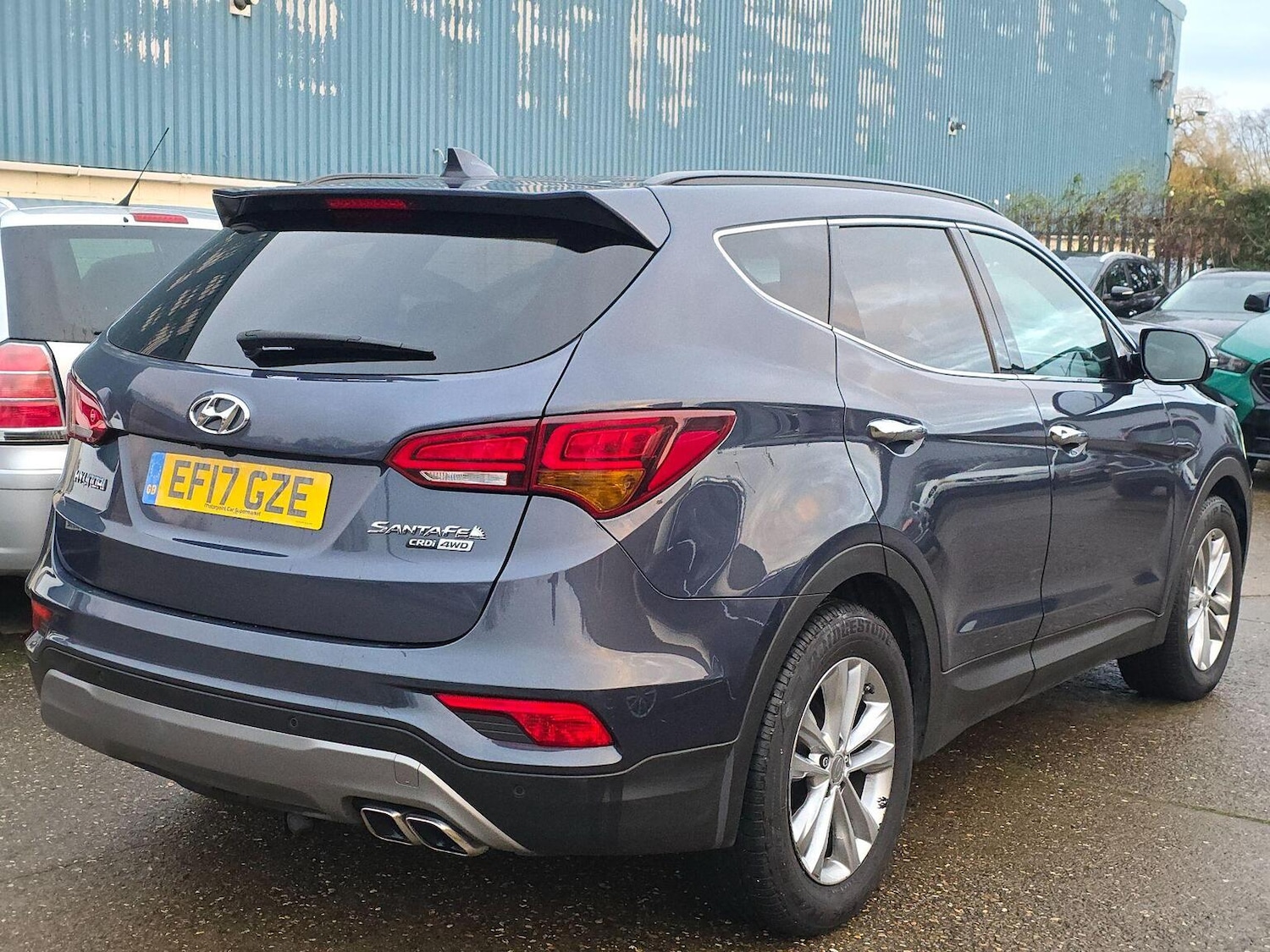 Used Hyundai Santa Fe 2017 for sale - 76974374: Photo 9