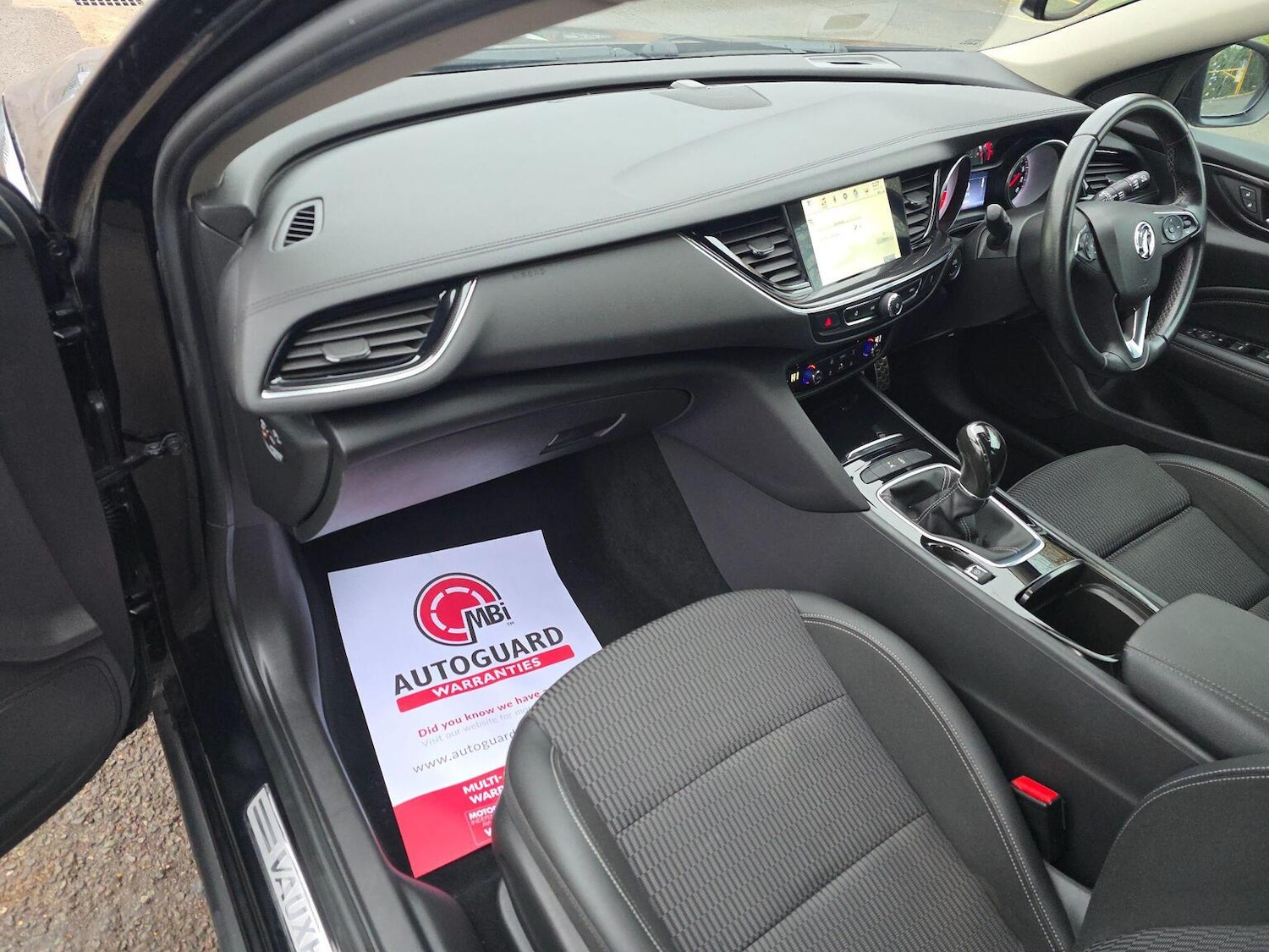 Used Vauxhall Insignia 2017 for sale - 76107360: Photo 28