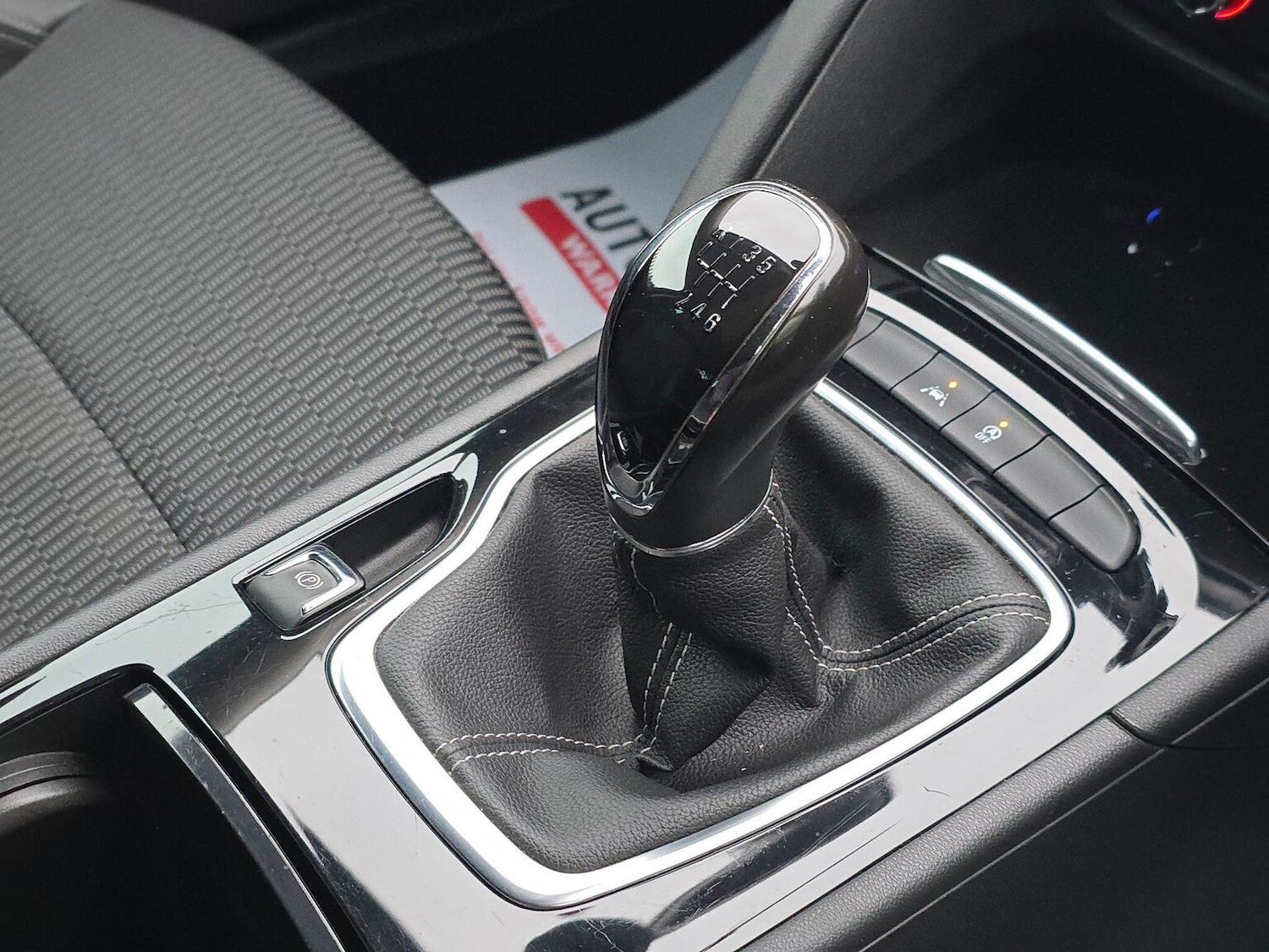 Used Vauxhall Insignia 2017 for sale - 76107360: Photo 9