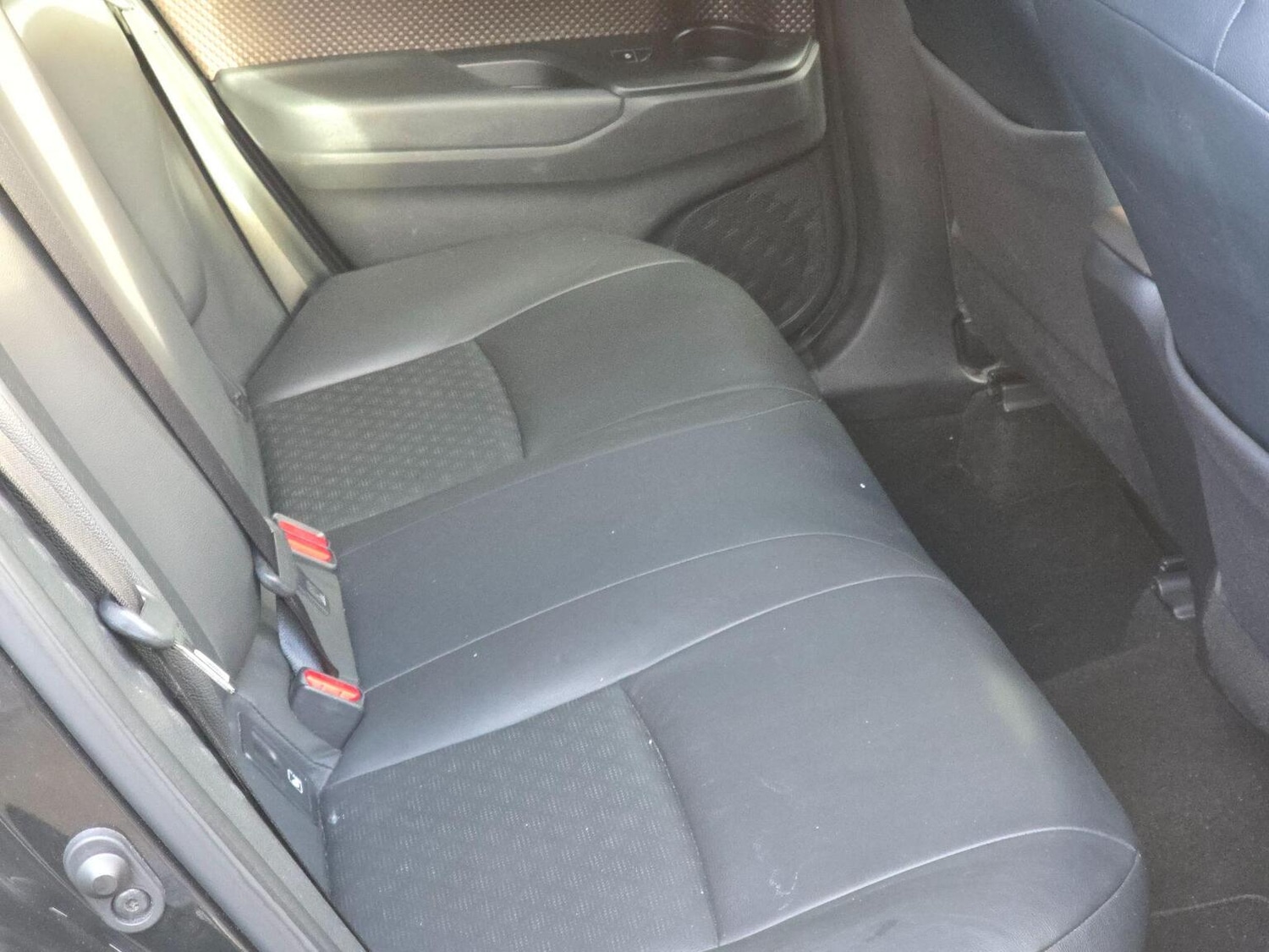 Used Toyota C-HR 2018 for sale - 76631463: Photo 13