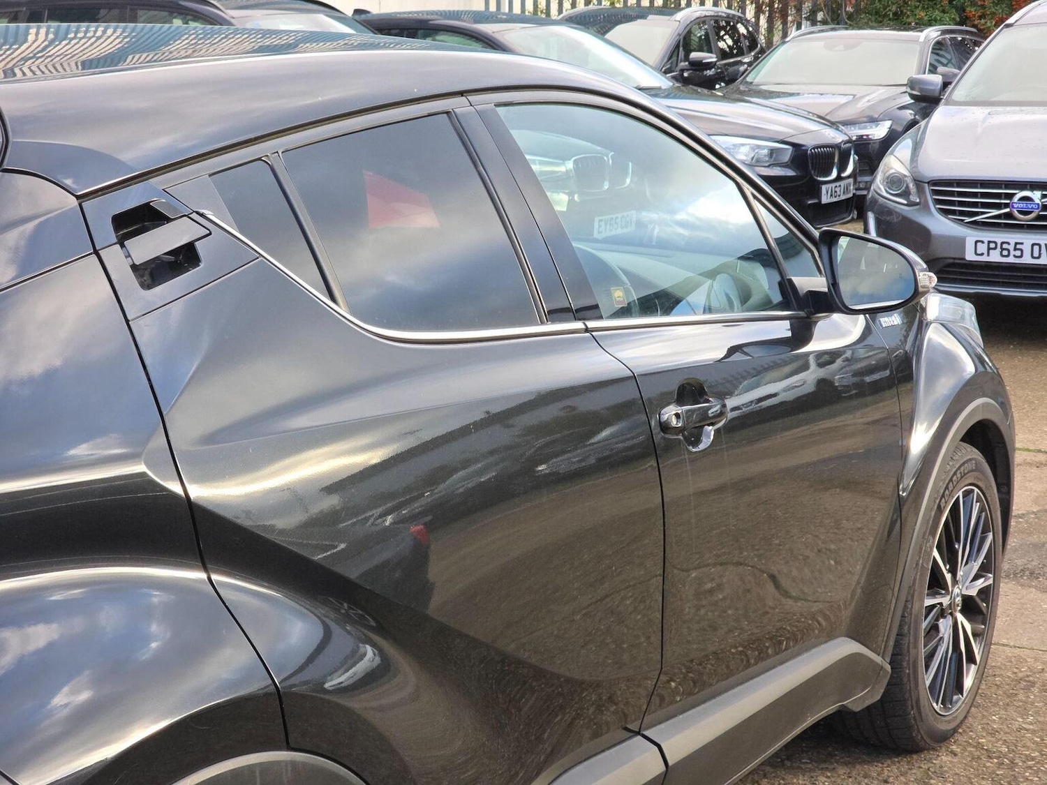 Used Toyota C-HR 2018 for sale - 76631463: Photo 31