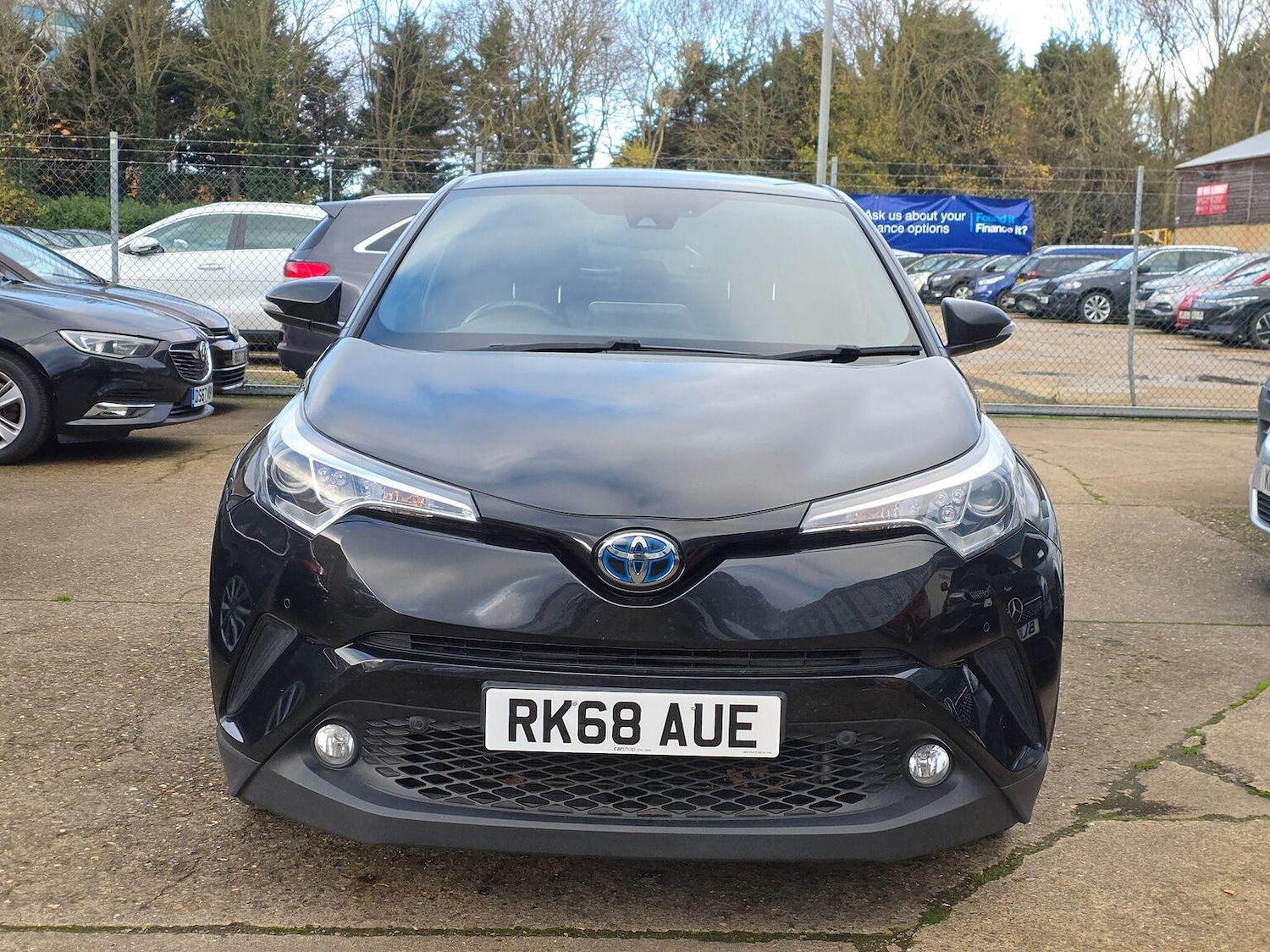 Used Toyota C-HR 2018 for sale - 76631463: Photo 7