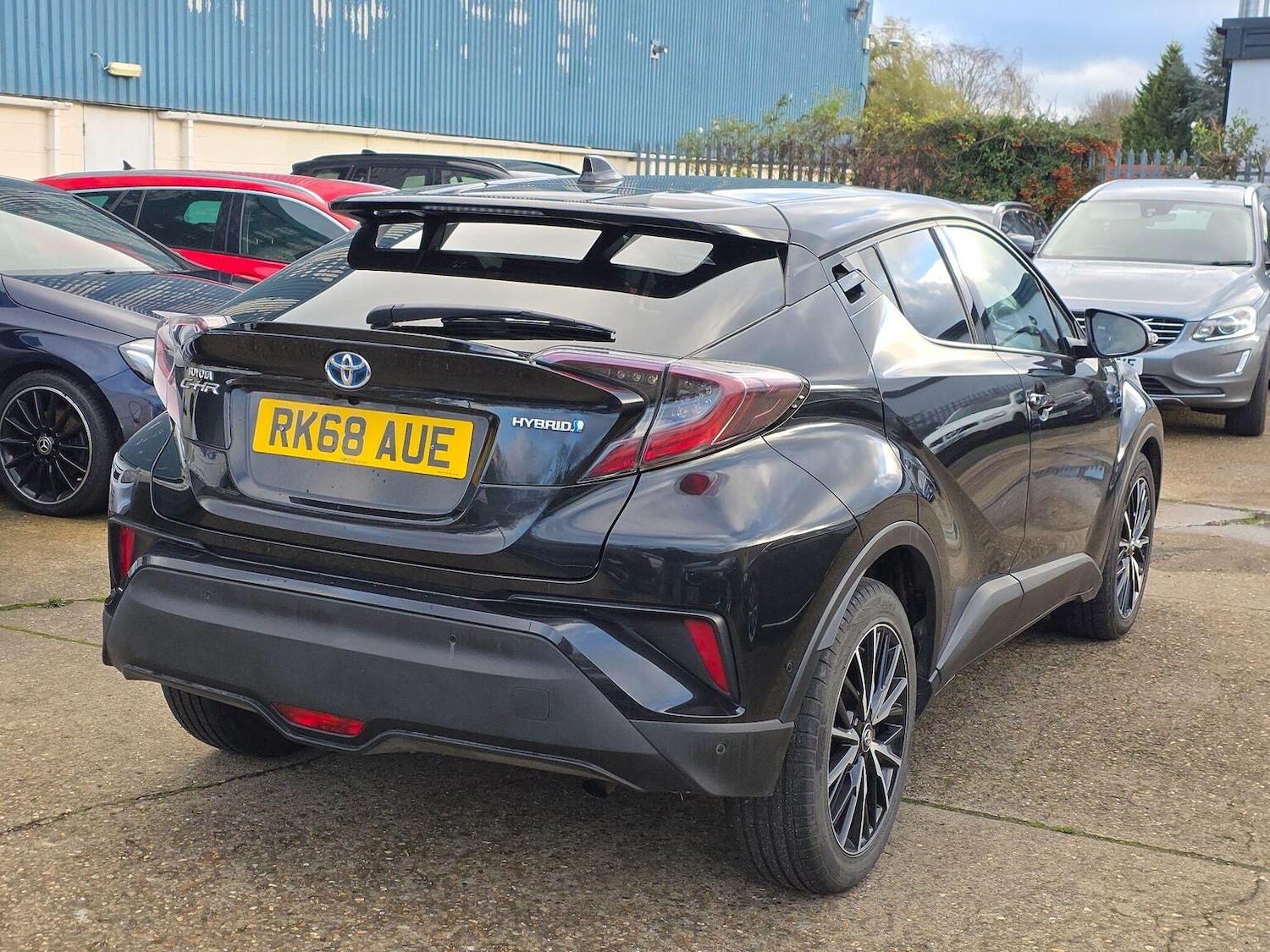 Used Toyota C-HR 2018 for sale - 76631463: Photo 8