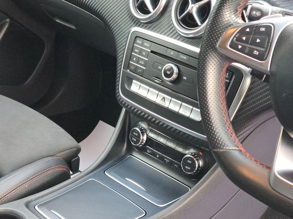 Used Mercedes-Benz A-Class 2018 for sale - 76218782: Photo 9