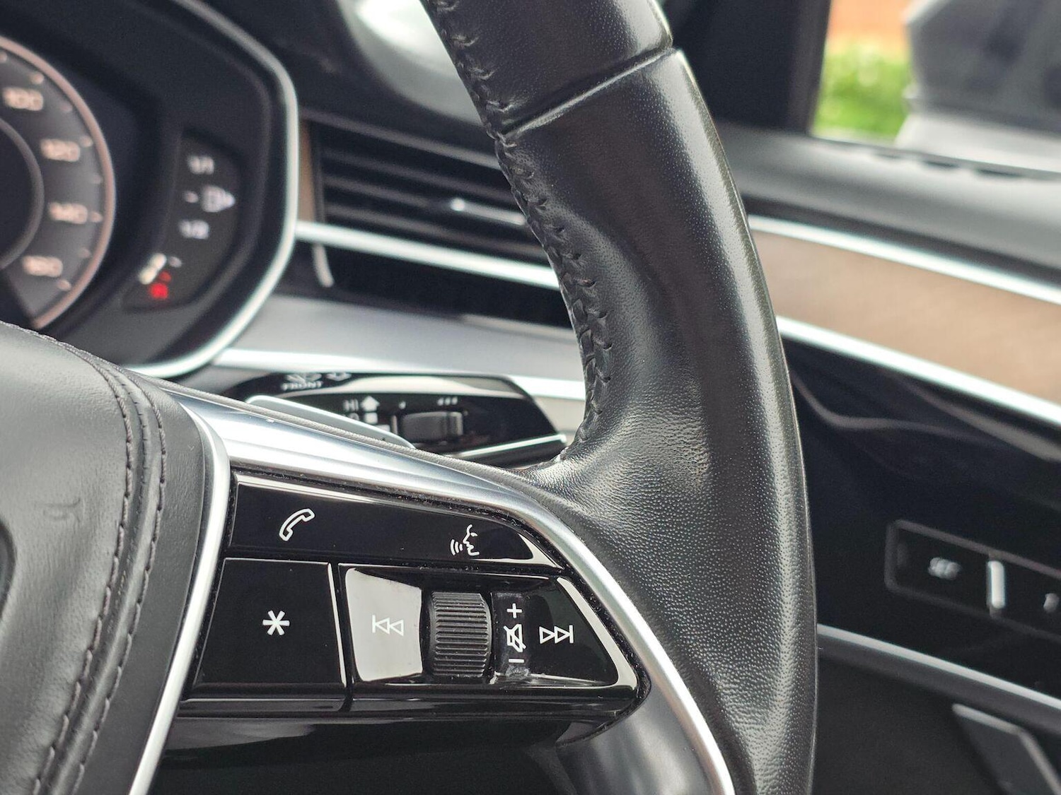 Used Audi A8 2017 for sale - 76281347: Photo 16