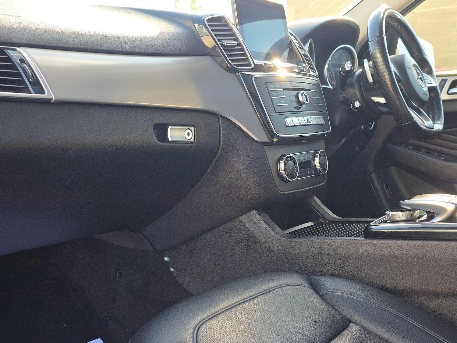 Used Mercedes-Benz GLE-Class 2016 for sale - 76107380: Photo 11