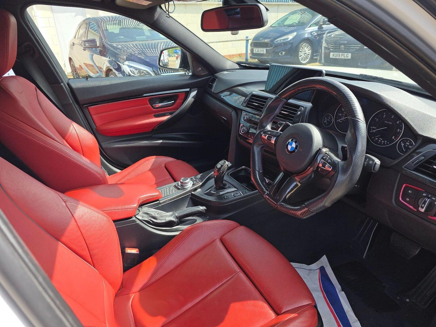 Used BMW 3 Series 2015 for sale - 78198019: Photo 2