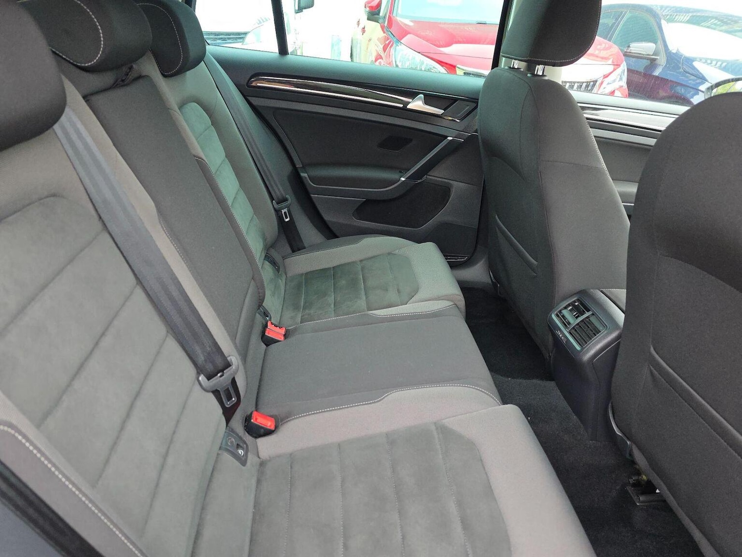 Used Volkswagen Golf 2017 for sale - 76794252: Photo 19