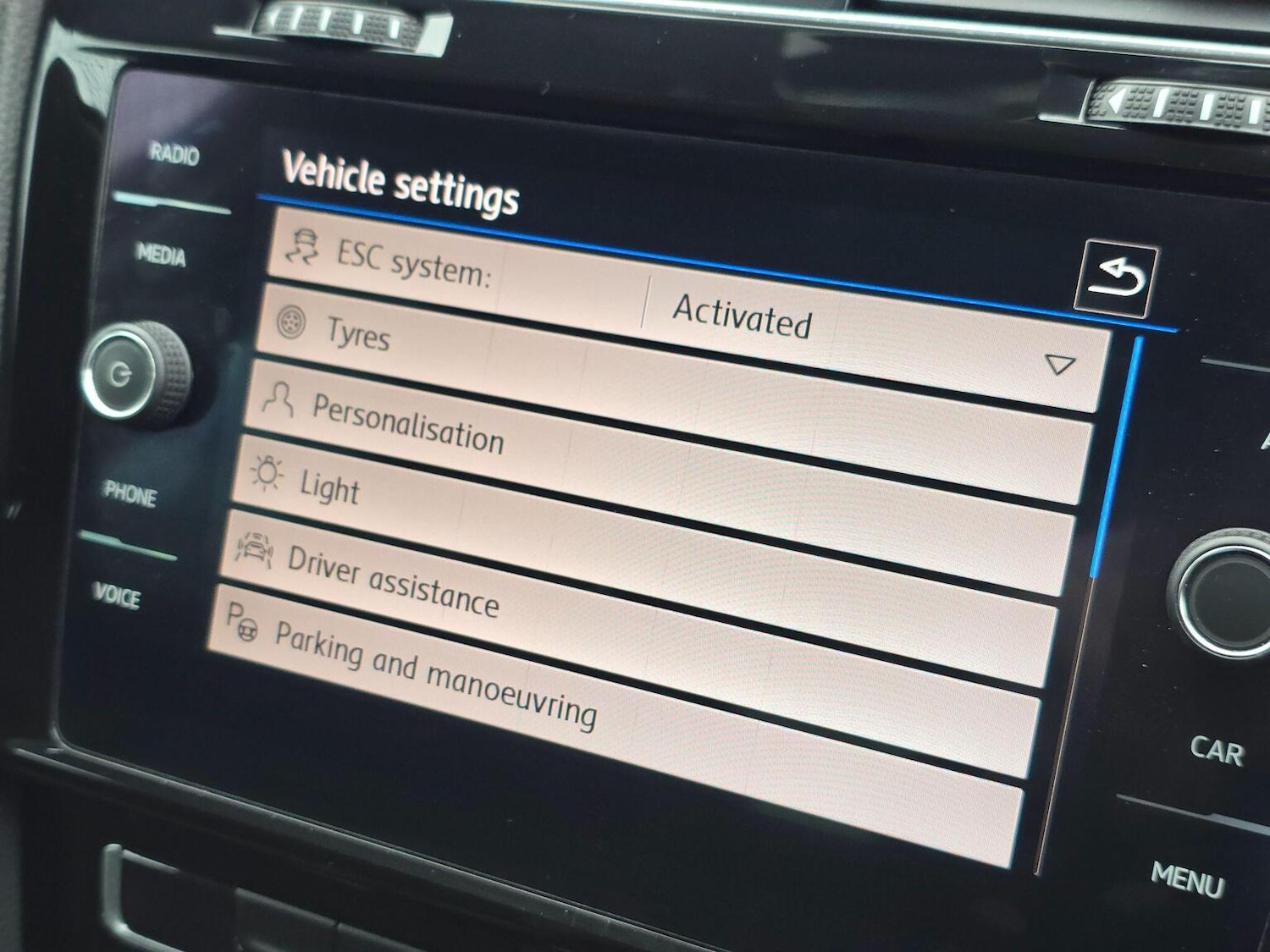 Used Volkswagen Golf 2017 for sale - 76794252: Photo 29