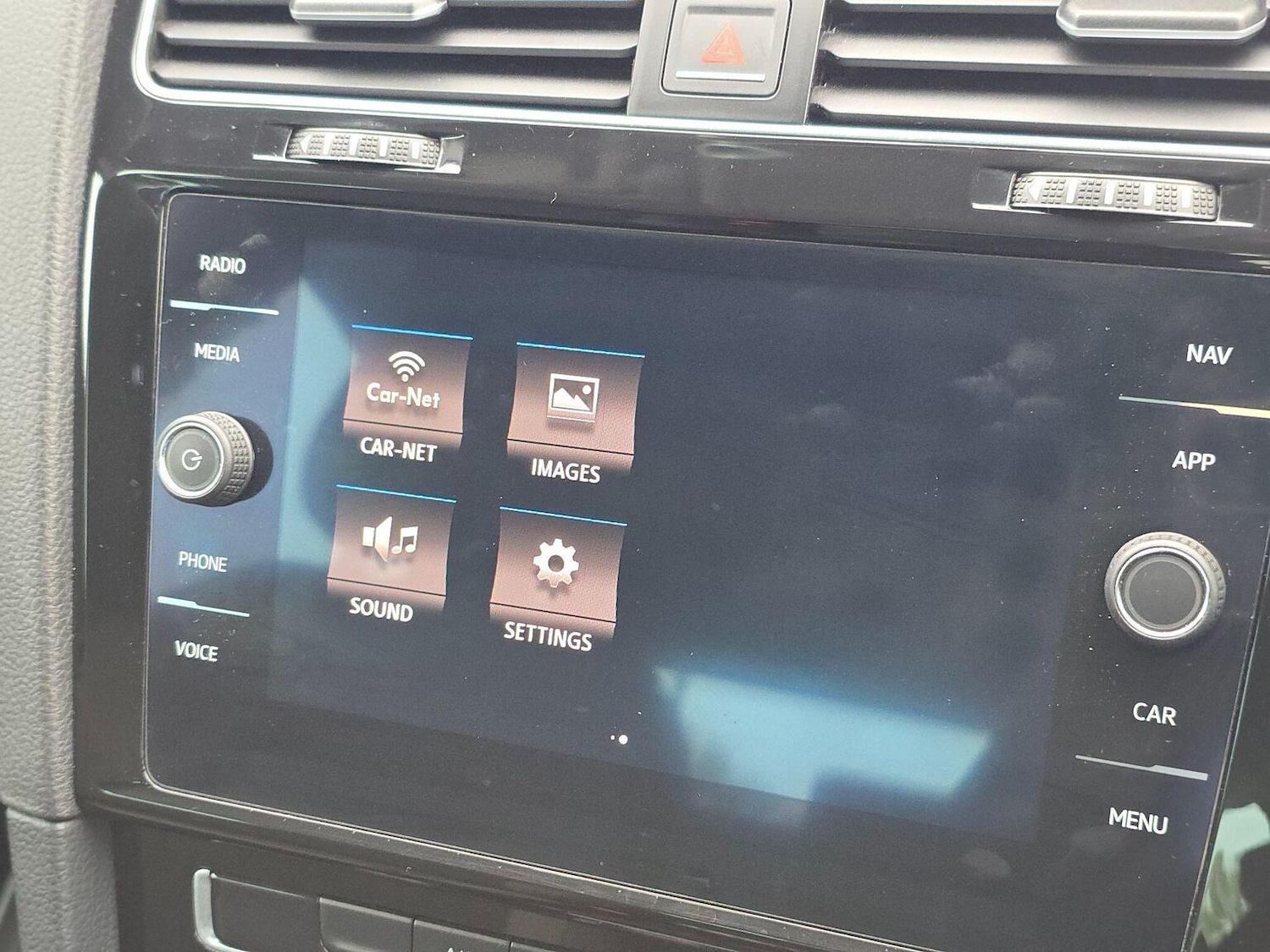 Used Volkswagen Golf 2017 for sale - 76794252: Photo 32