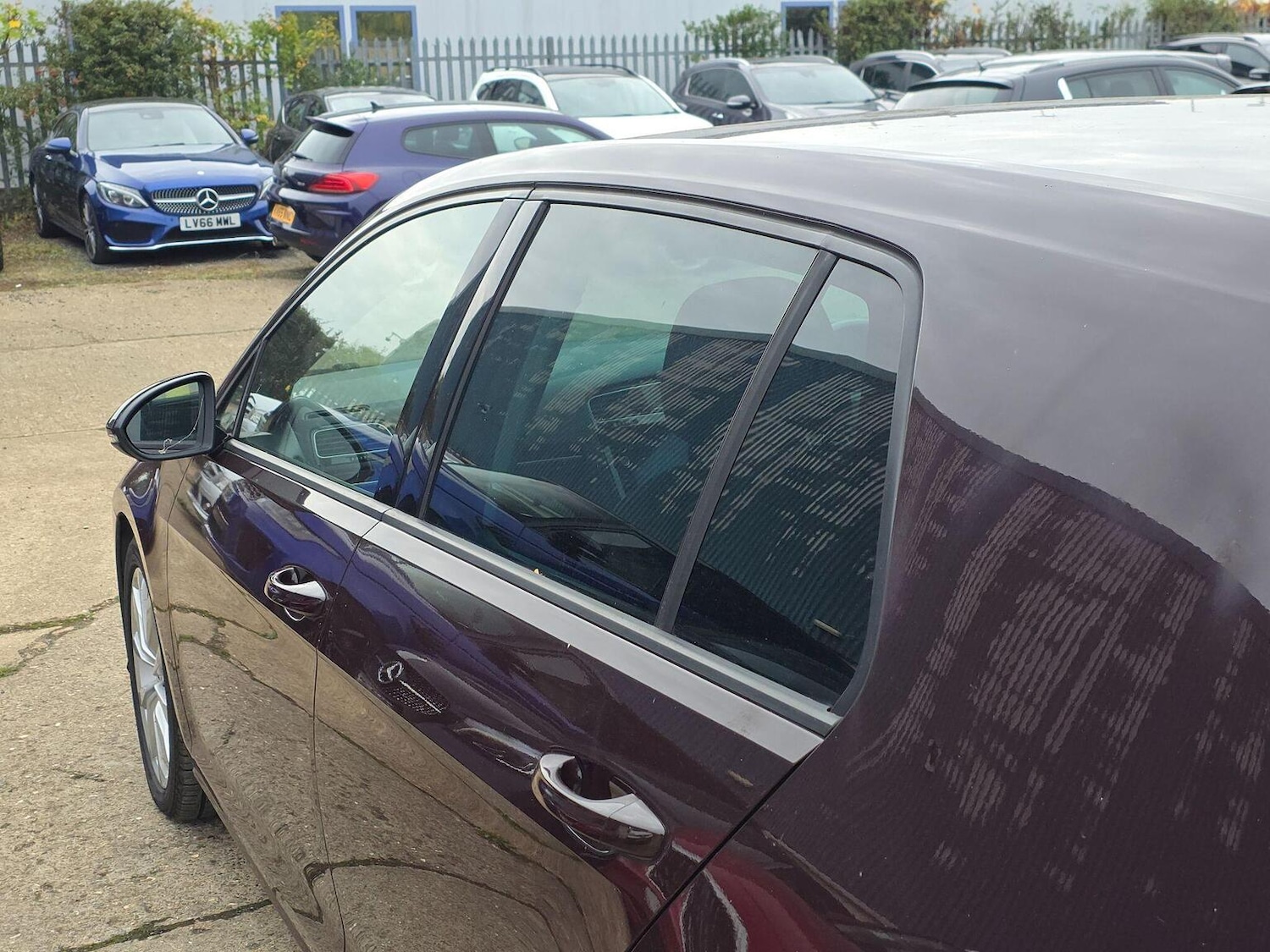 Used Volkswagen Golf 2017 for sale - 76794252: Photo 41