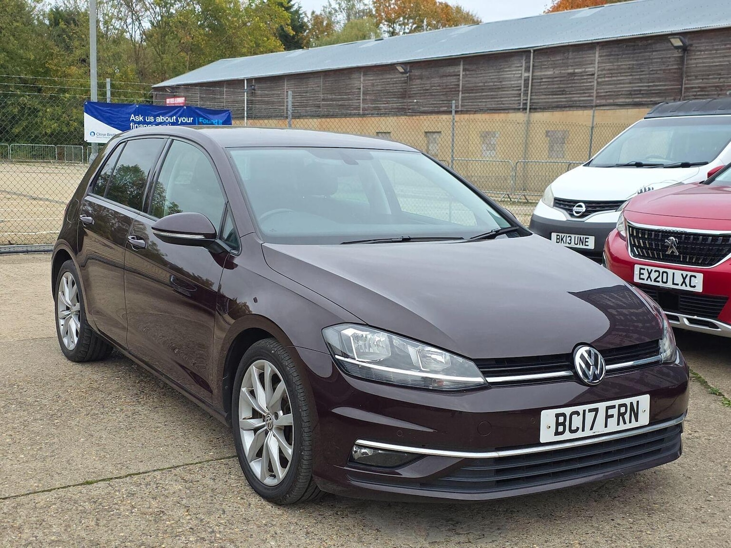 Used Volkswagen Golf 2017 for sale - 76794252: Photo 5