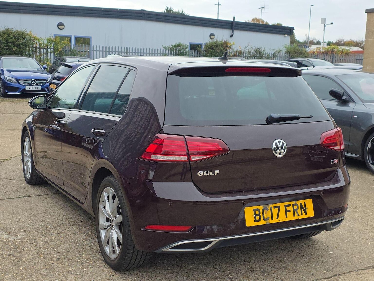 Used Volkswagen Golf 2017 for sale - 76794252: Photo 7