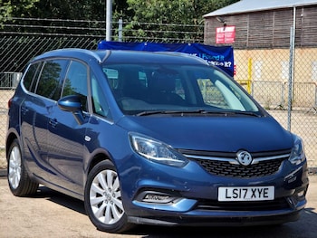 Used Vauxhall Zafira 2017 for sale - 79302102: Photo