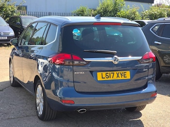 Used Vauxhall Zafira 2017 for sale - 79302102: Photo