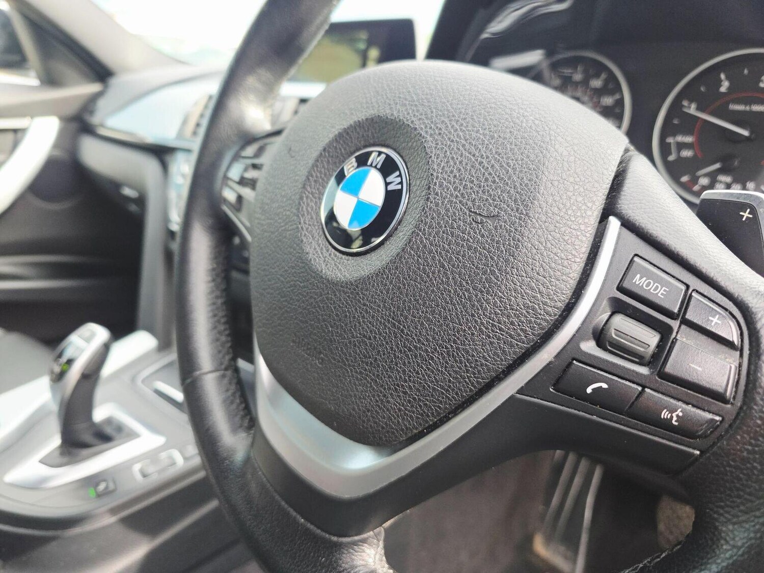 Used BMW 3 Series 2016 for sale - 78209979: Photo 32