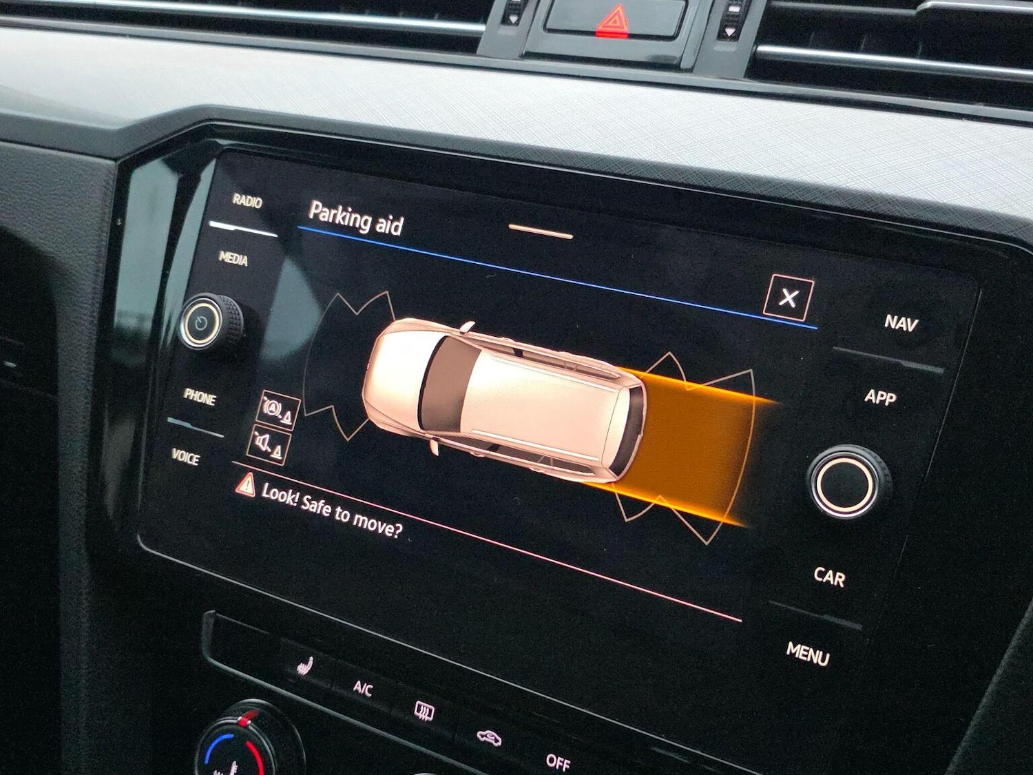 Used Volkswagen Passat 2020 for sale - 76525751: Photo 29