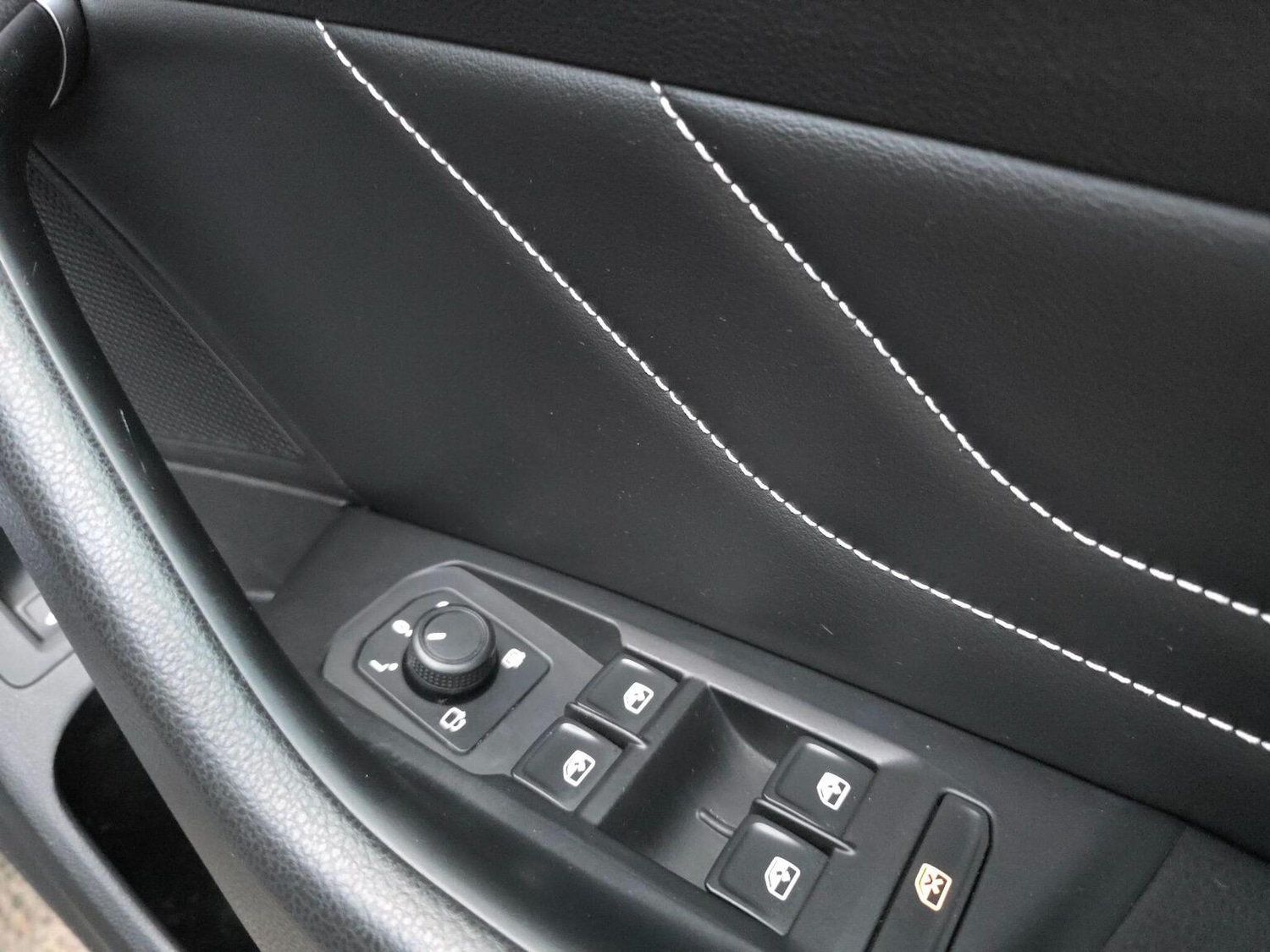 Used Volkswagen Passat 2020 for sale - 76525751: Photo 39