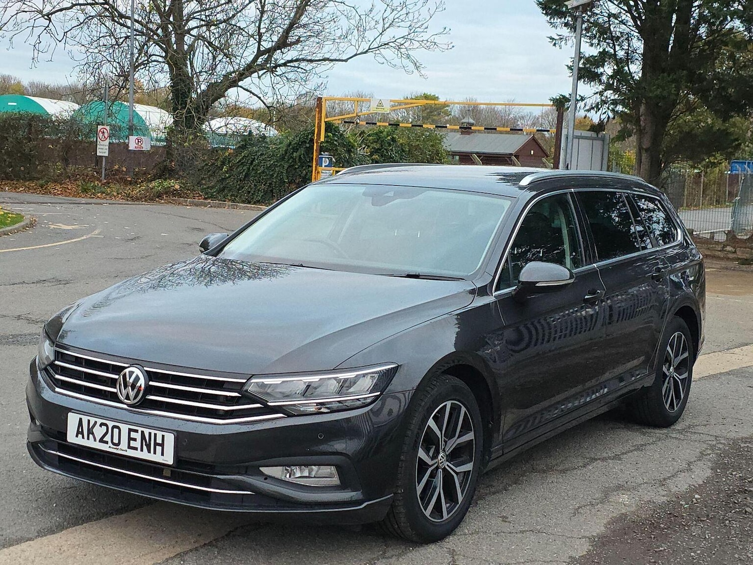 Used Volkswagen Passat 2020 for sale - 76525751: Photo 4