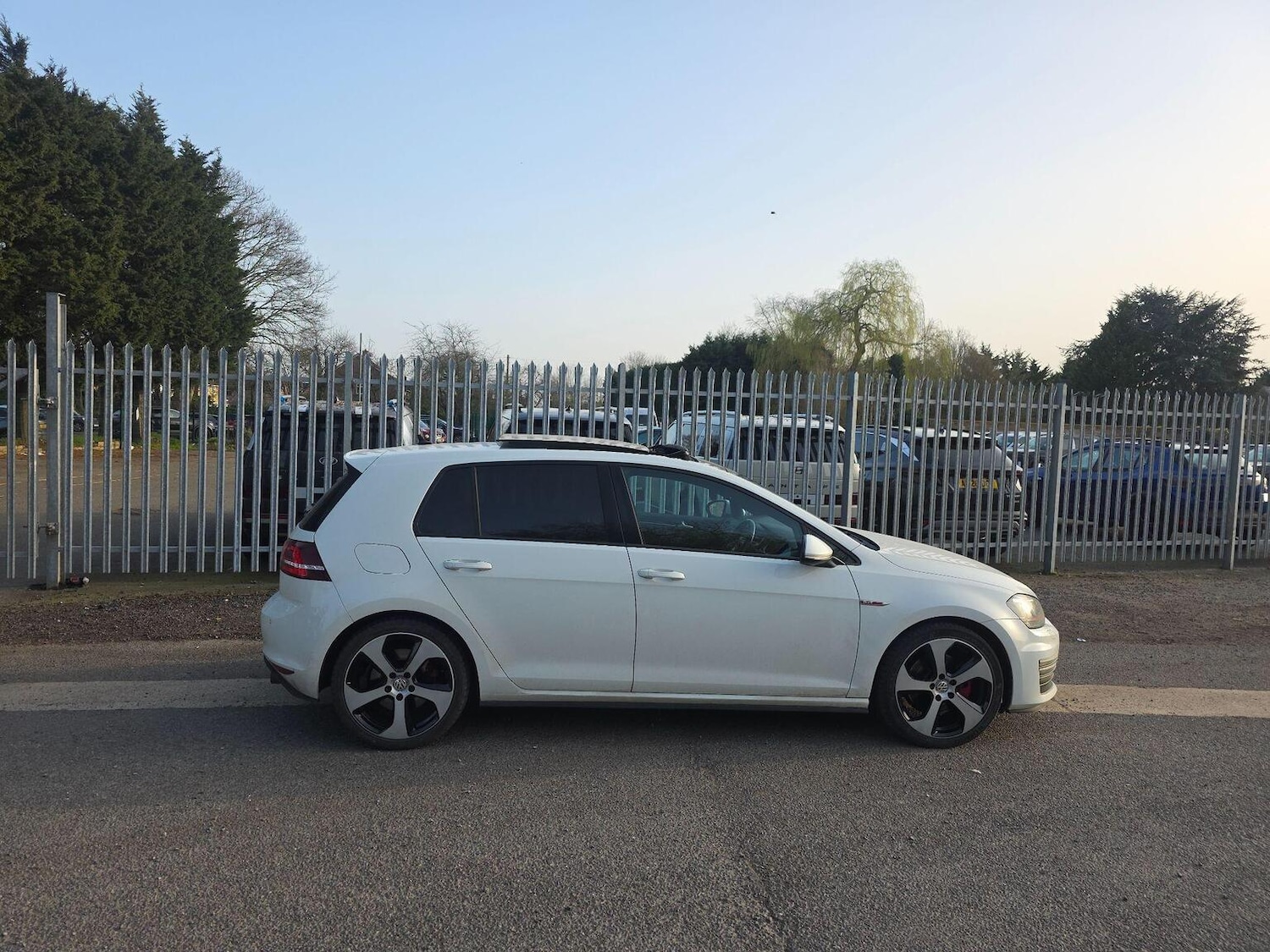 Used Volkswagen Golf 2016 for sale - 77774788: Photo 7