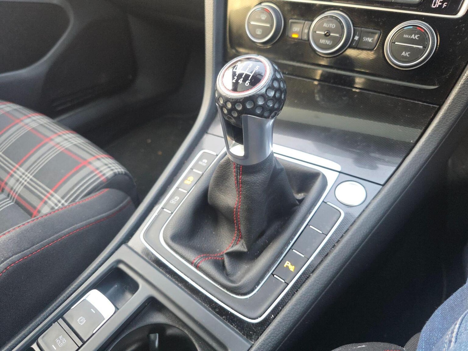 Used Volkswagen Golf 2016 for sale - 77774788: Photo 9