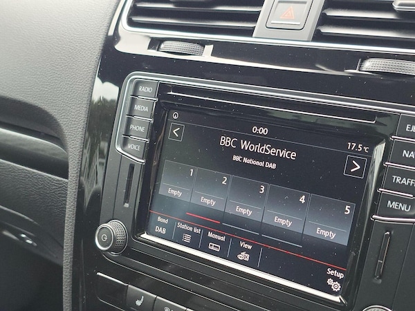 Used Volkswagen Scirocco 2015 for sale - 76198234: Photo 27