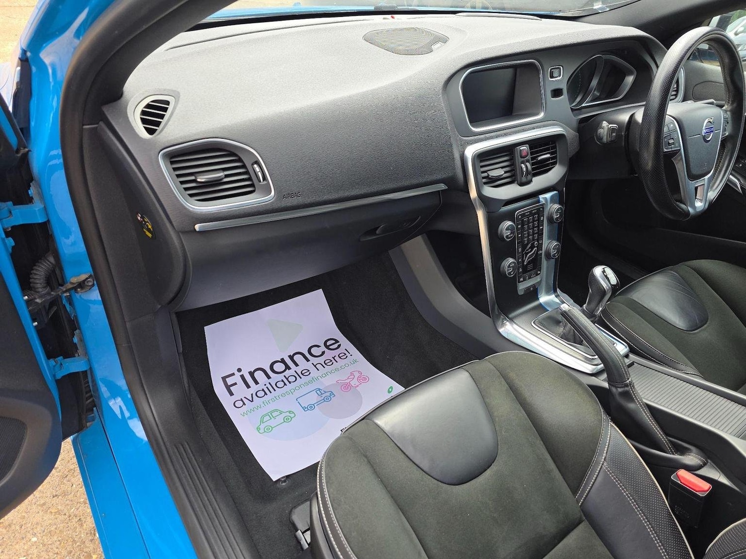 Used Volvo V40 2014 for sale - 76107319: Photo 12