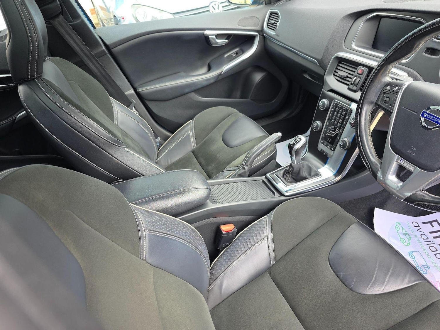Used Volvo V40 2014 for sale - 76107319: Photo 13