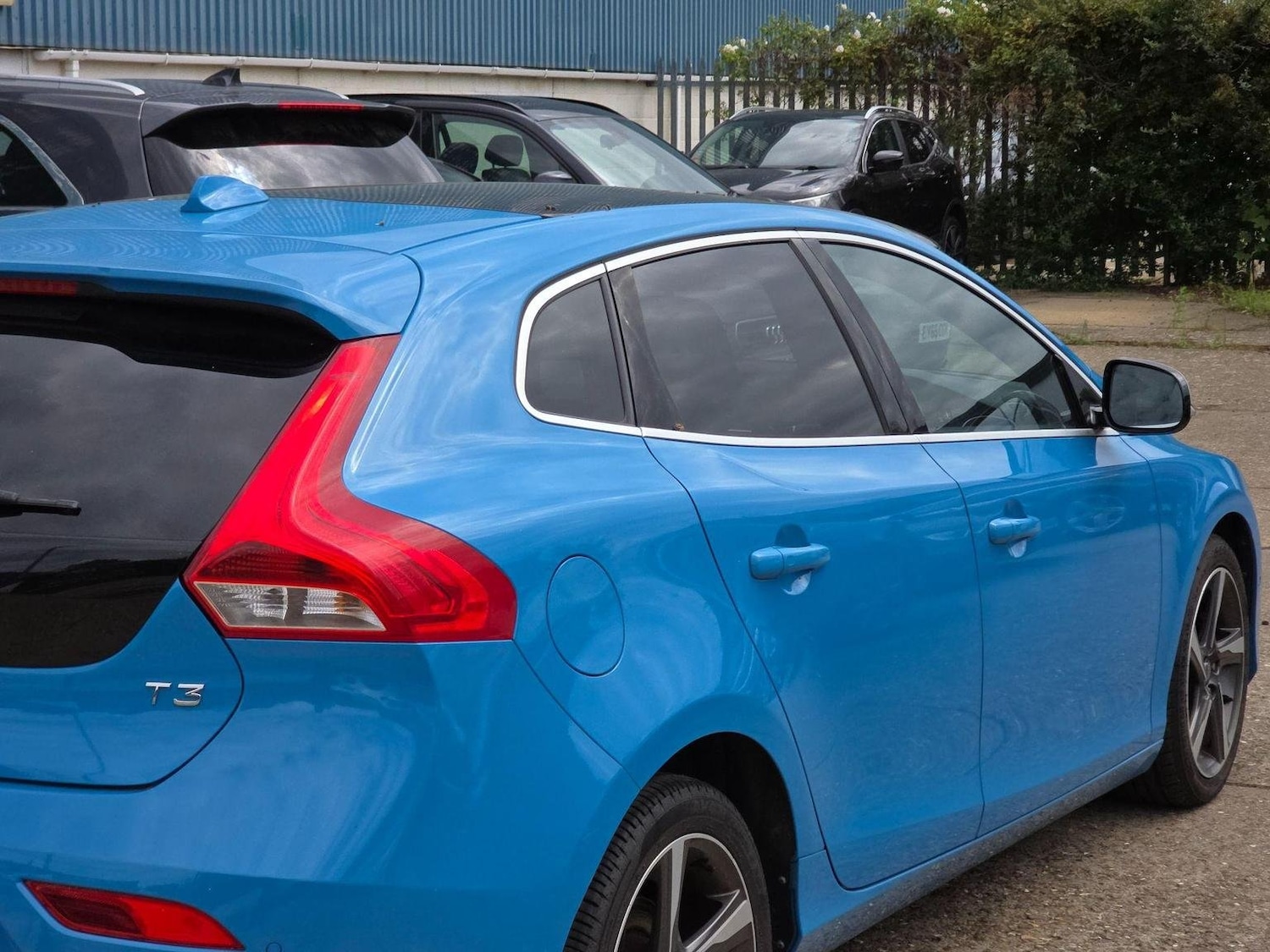 Used Volvo V40 2014 for sale - 76107319: Photo 9