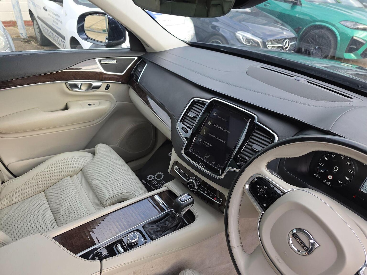 Used Volvo XC90 2015 for sale - 76107349: Photo 10