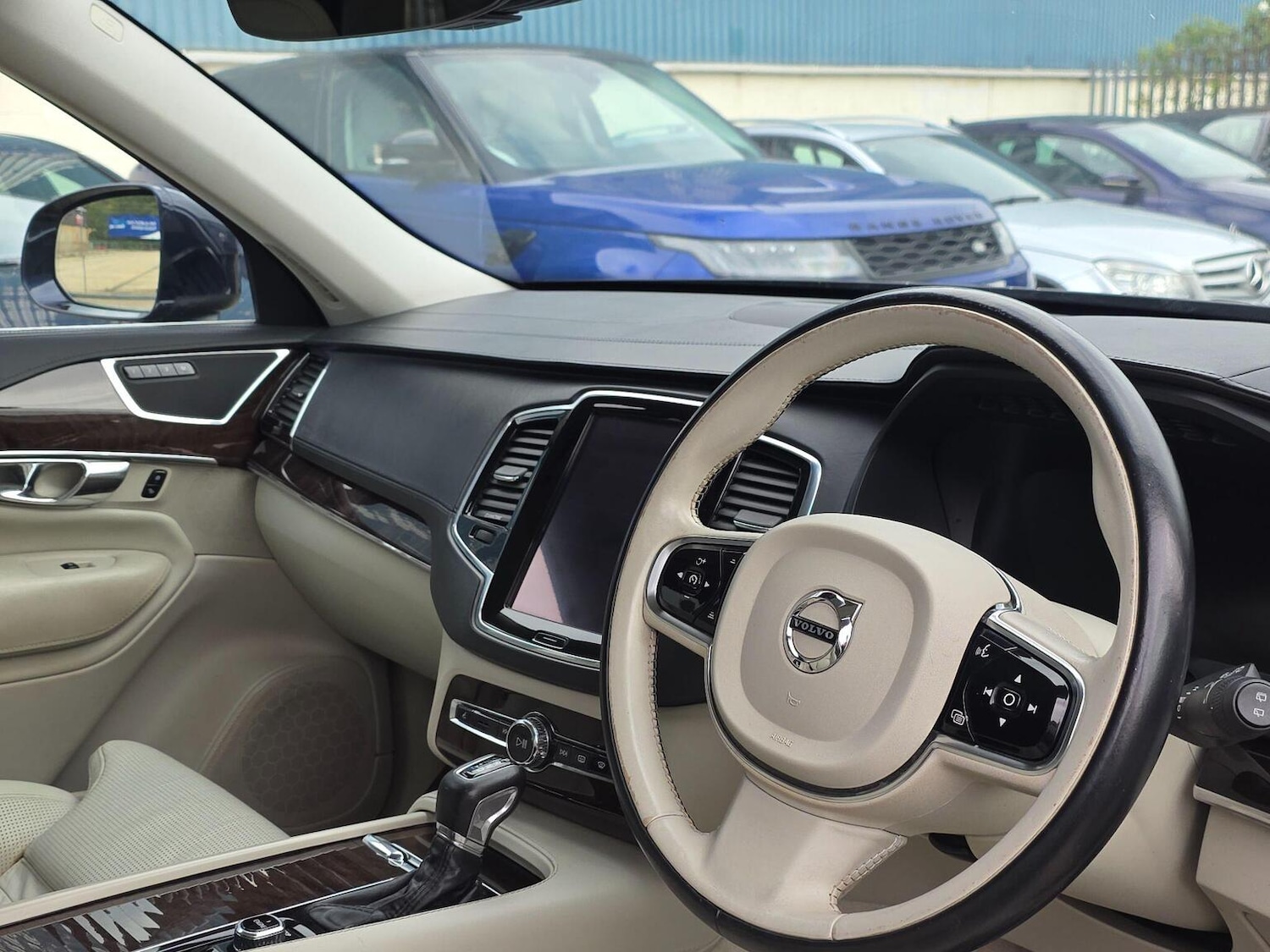 Used Volvo XC90 2015 for sale - 76107349: Photo 12