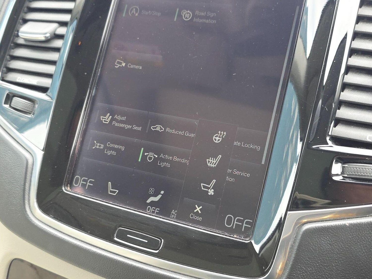 Used Volvo XC90 2015 for sale - 76107349: Photo 32