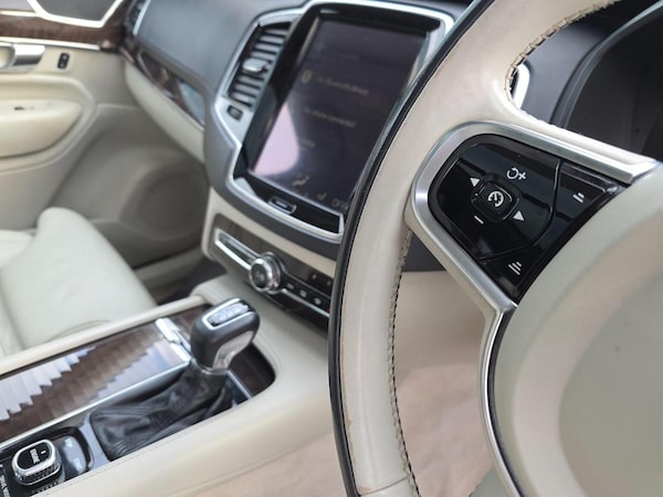 Used Volvo XC90 2015 for sale - 76107349: Photo 32