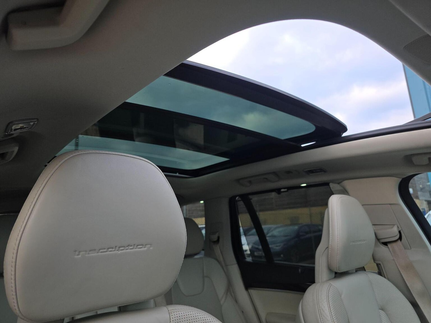 Used Volvo XC90 2015 for sale - 76107349: Photo 45