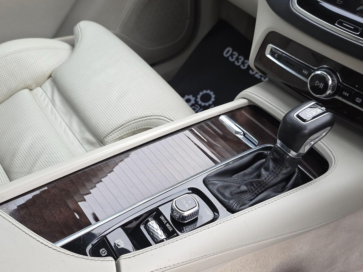 Used Volvo XC90 2015 for sale - 76107349: Photo 46