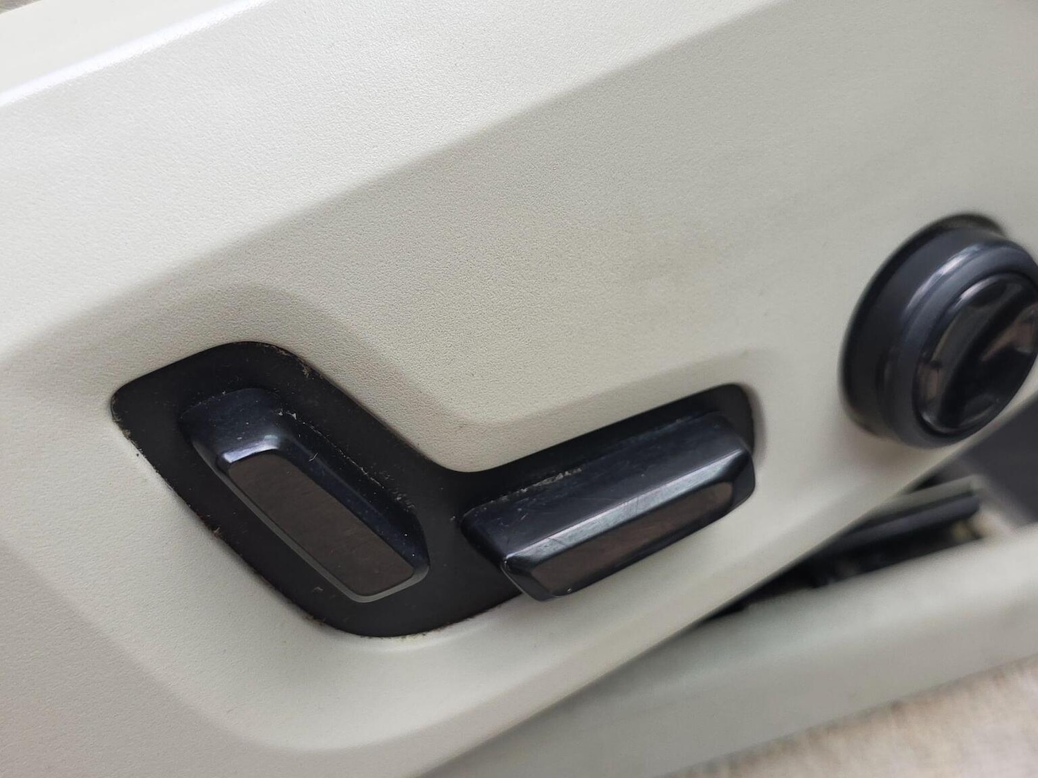 Used Volvo XC90 2015 for sale - 76107349: Photo 47