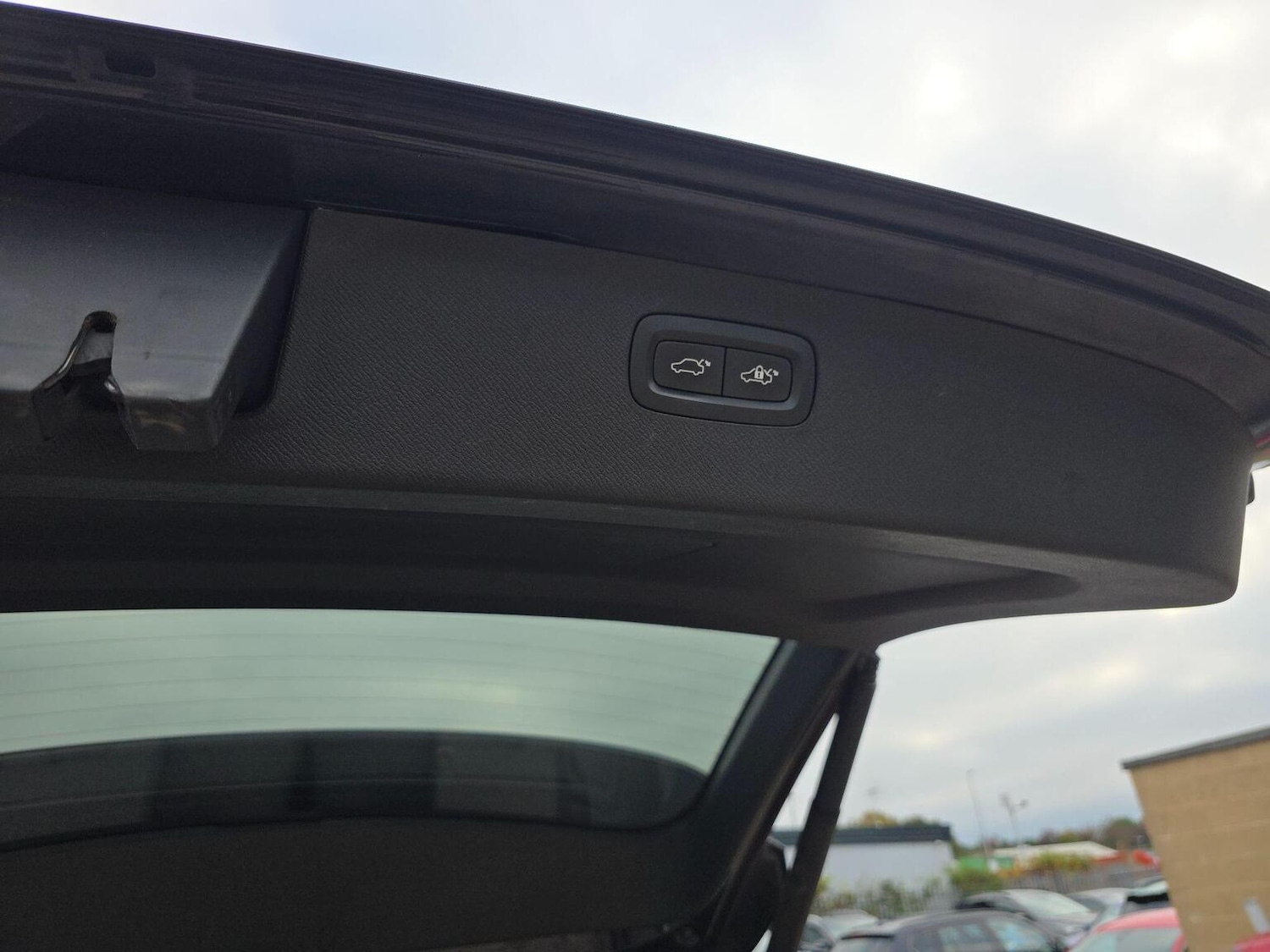 Used Volvo XC90 2015 for sale - 76107349: Photo 48