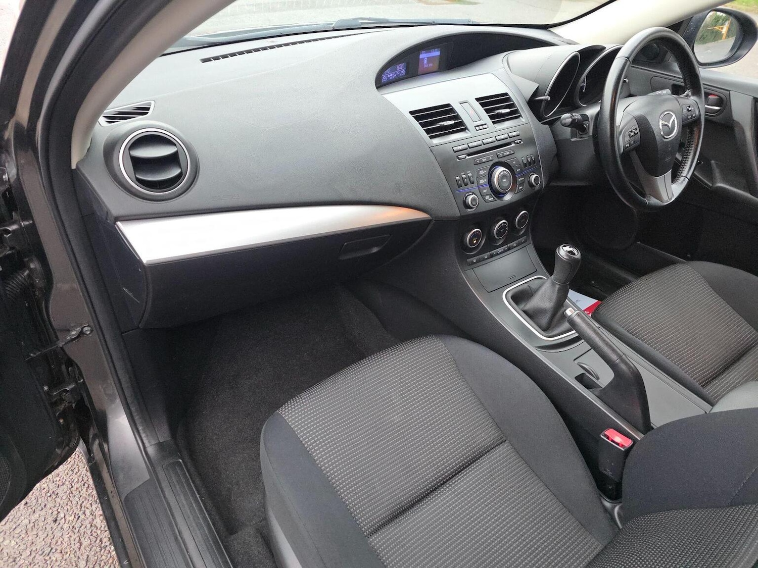 Used Mazda Mazda3 2012 for sale - 77303725: Photo 10