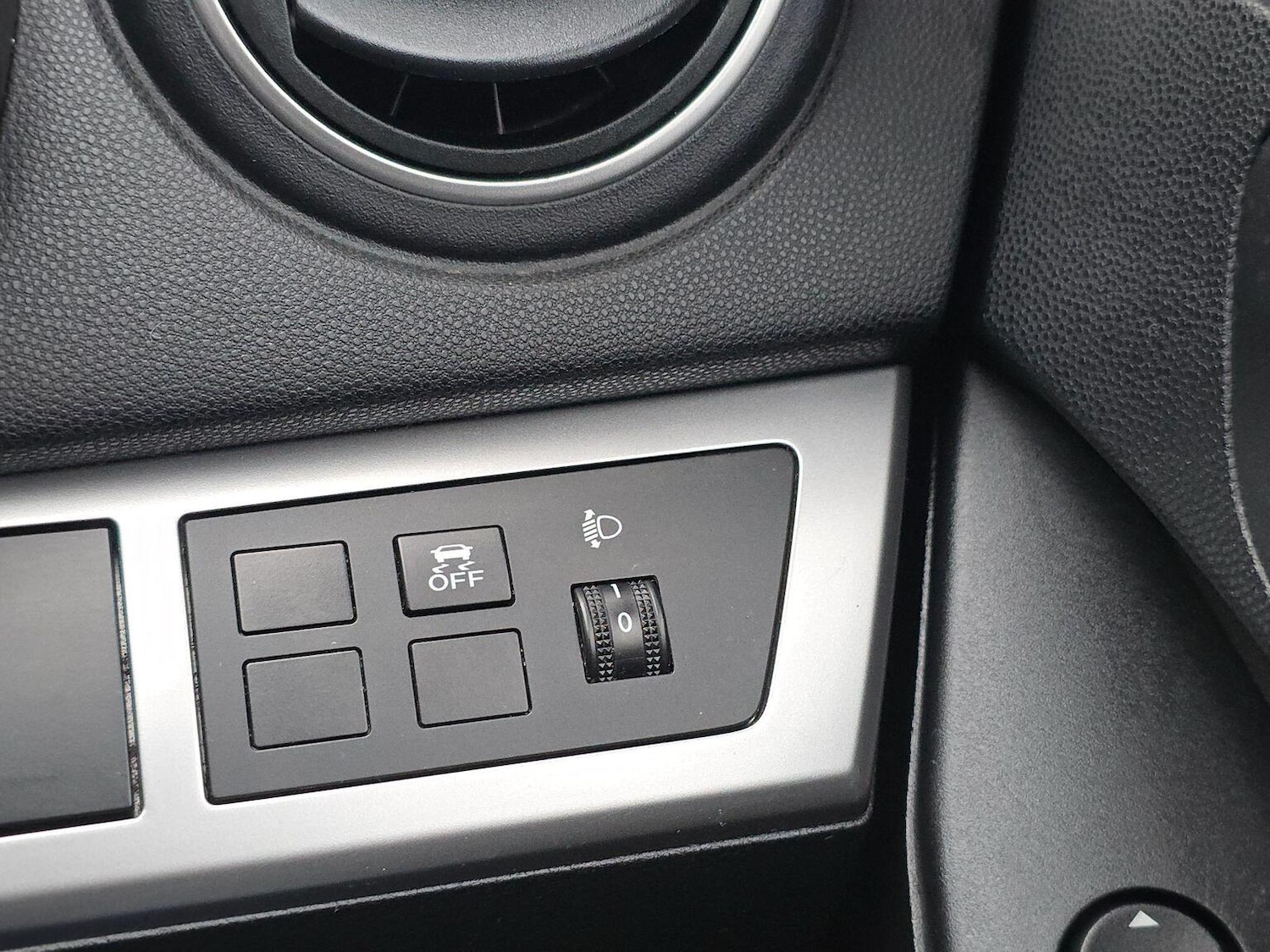 Used Mazda Mazda3 2012 for sale - 77303725: Photo 3