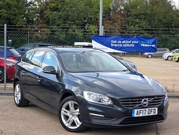 Used Volvo V60 2017 for sale - 76107238: Photo