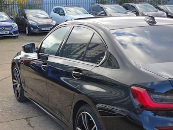 Used BMW 3 Series 2019 for sale - 76439960: Photo