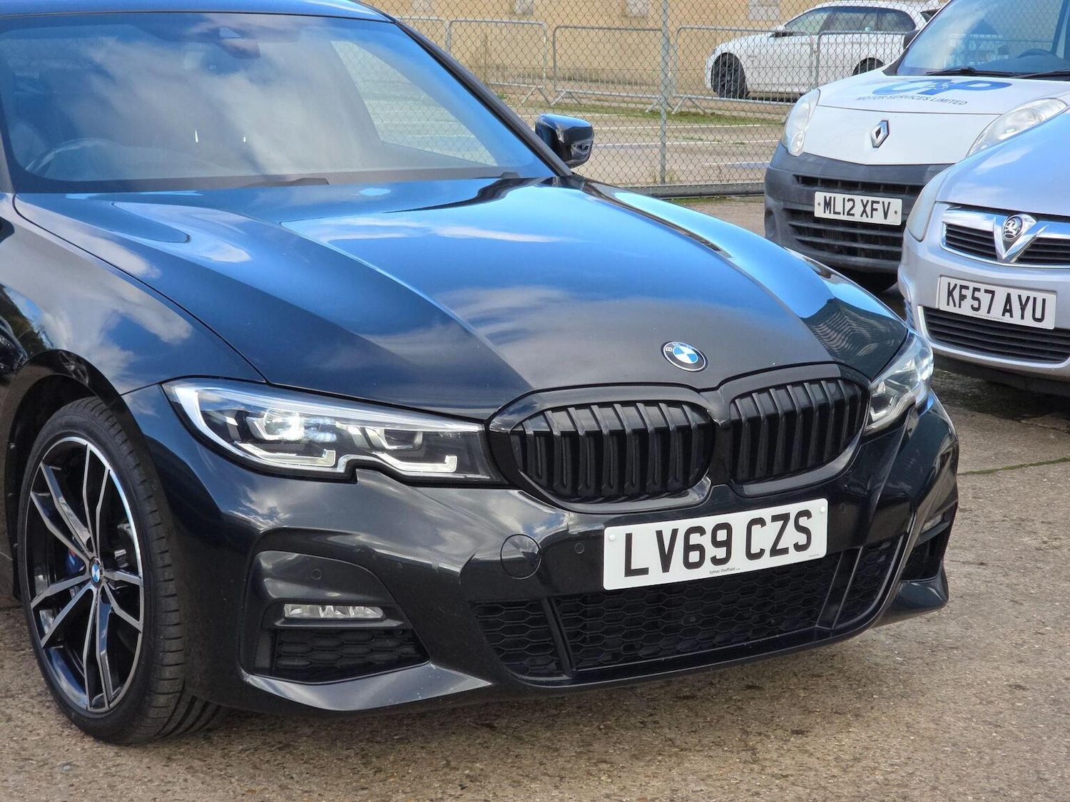 Used BMW 3 Series 2019 for sale - 76439960: Photo 5