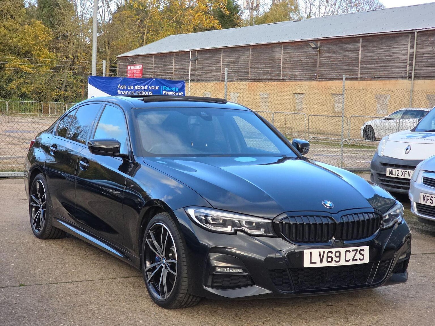 Used BMW 3 Series 2019 for sale - 76439960: Photo 6