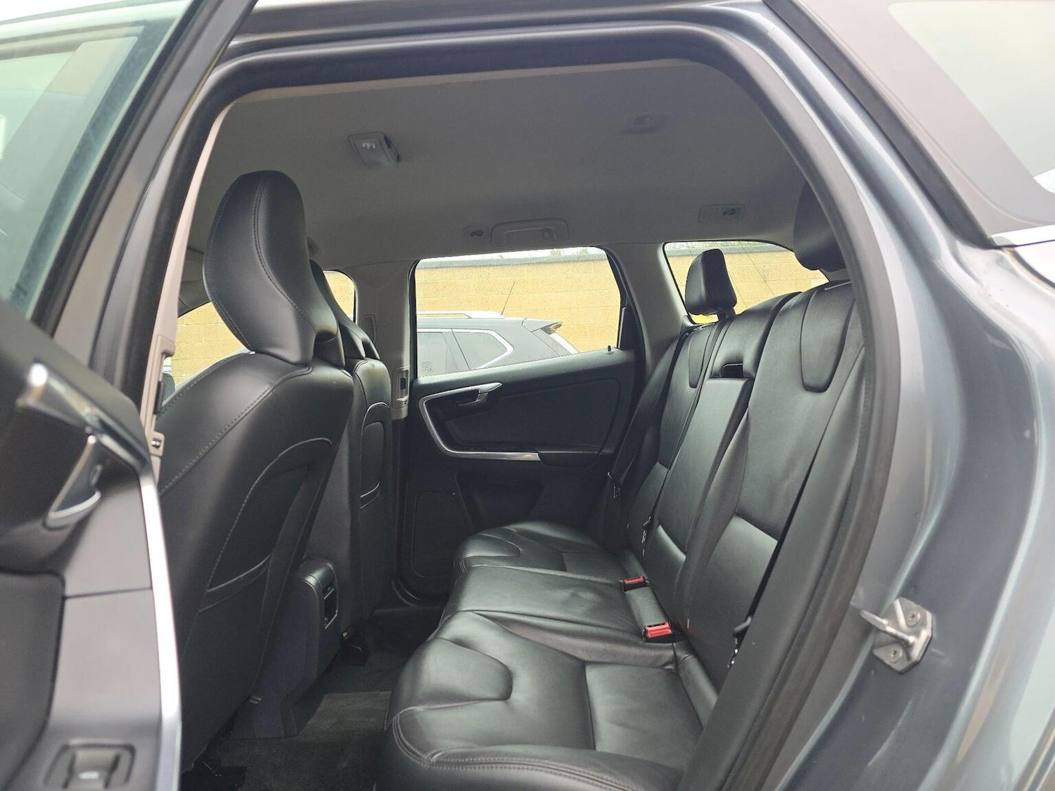 Used Volvo XC60 2016 for sale - 77058427: Photo 24