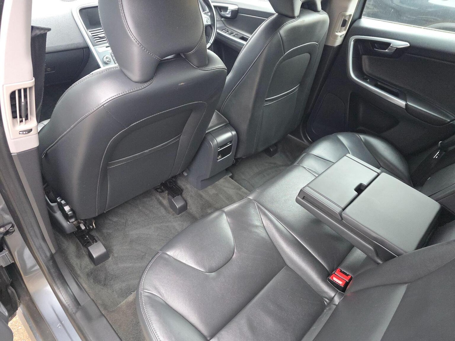 Used Volvo XC60 2016 for sale - 77058427: Photo 25