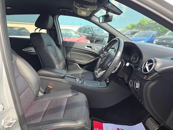 Used Mercedes-Benz B Class 2014 for sale - 78198043: Photo