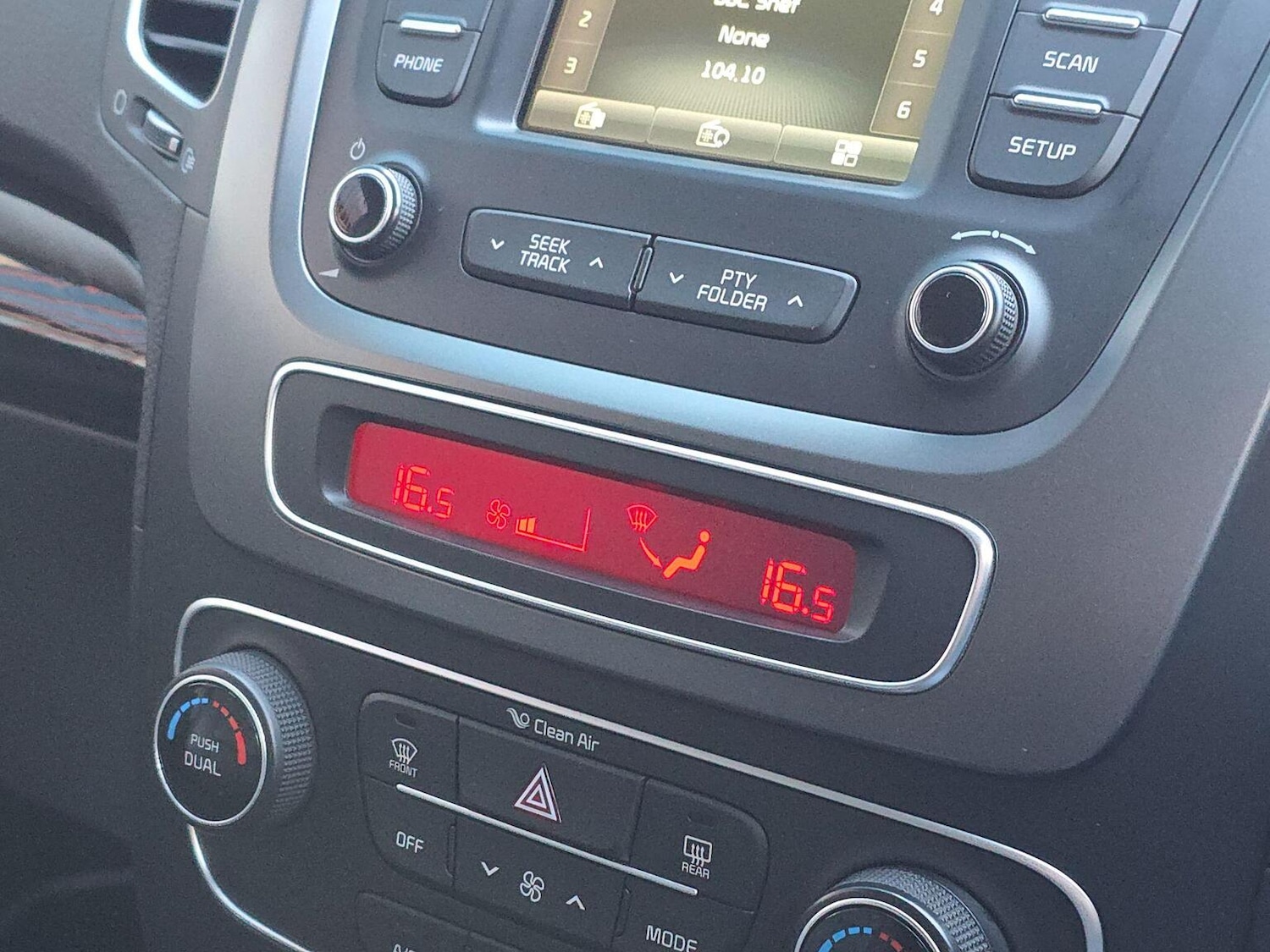 Used Kia Sorento 2014 for sale - 77080814: Photo 20